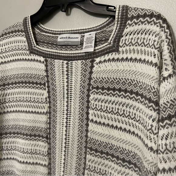 VTG Alfred Dunner Sweater- White & Gray Geometric Stripes NWT Size PM Petite M - Picture 2 of 10